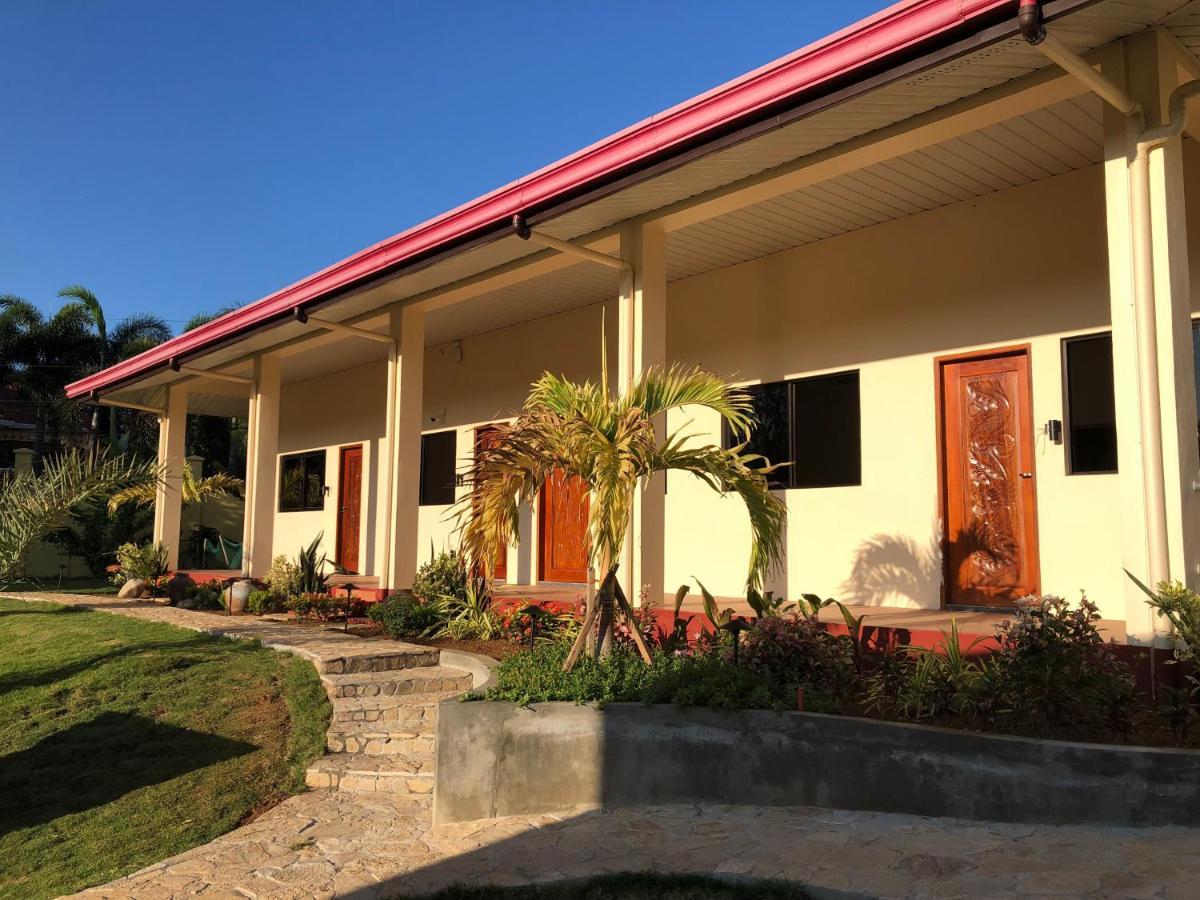 Strutz Art Garden Resort Bangued Kültér fotó