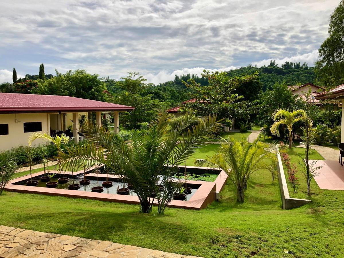 Strutz Art Garden Resort Bangued Kültér fotó
