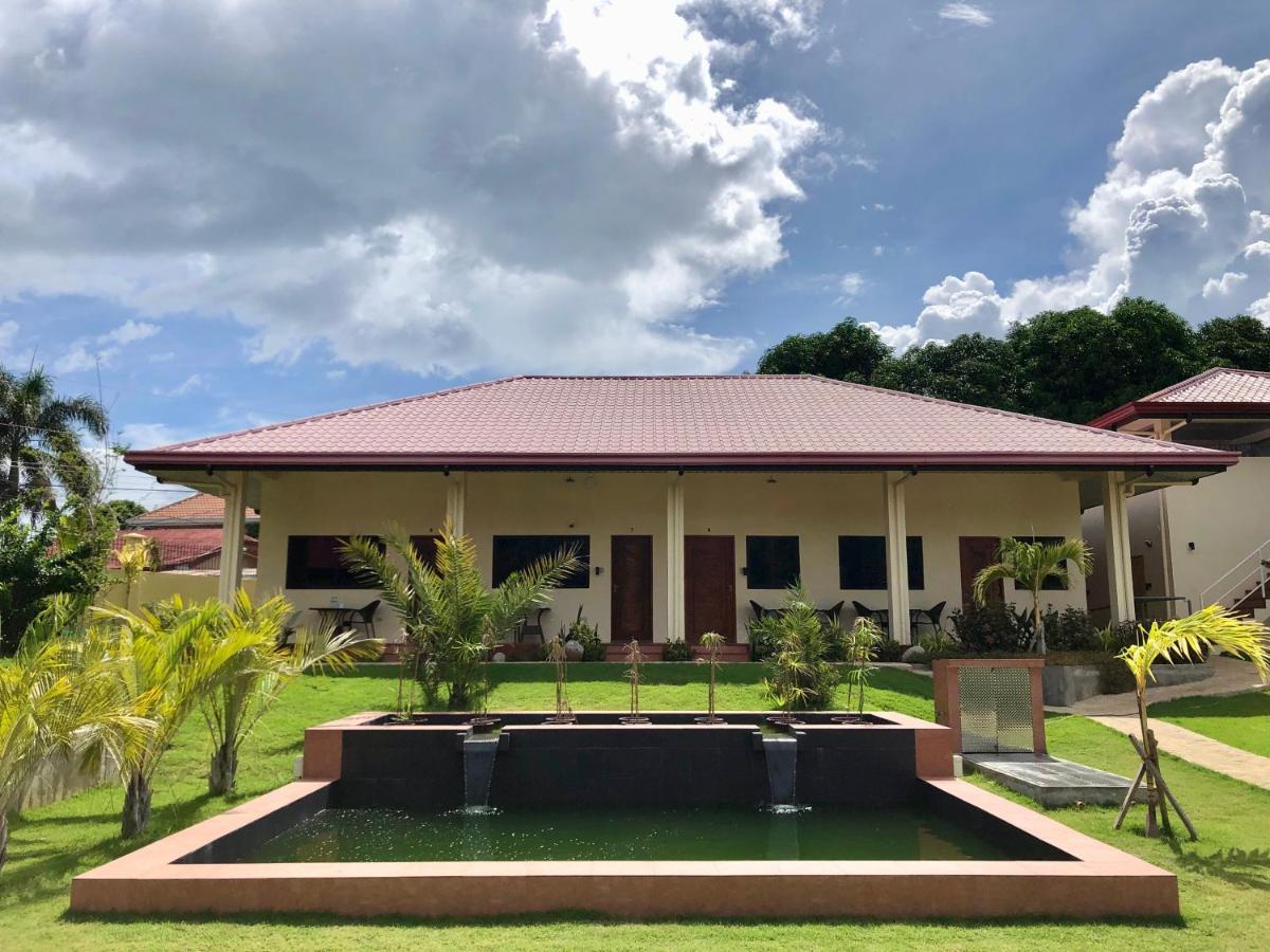 Strutz Art Garden Resort Bangued Kültér fotó